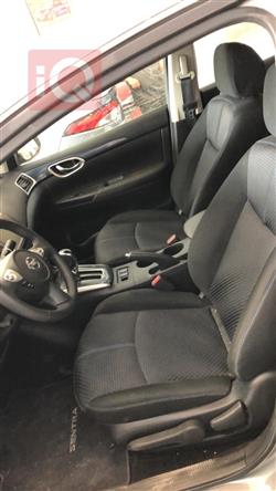 نیسان سێنترا